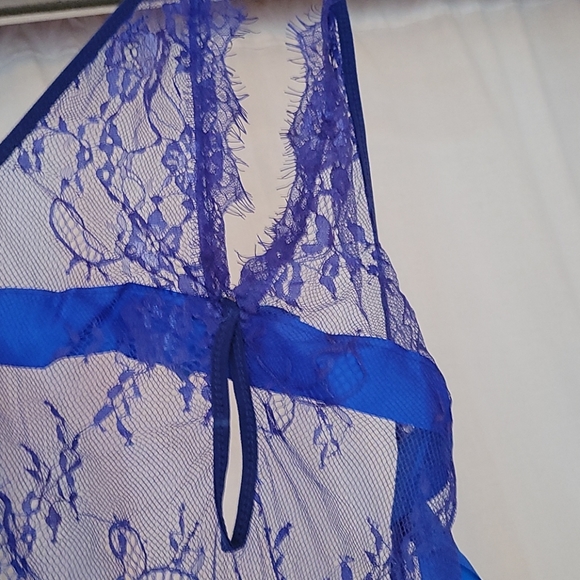 Blue Crotchless Teddy - Picture 2 of 3